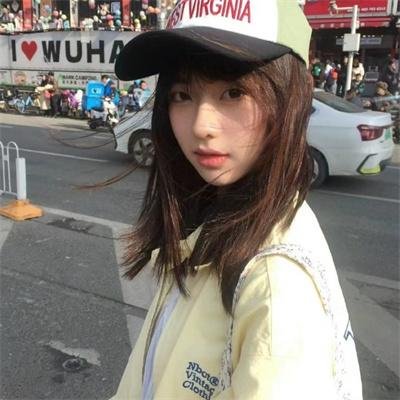 记忆中的玛妮海报